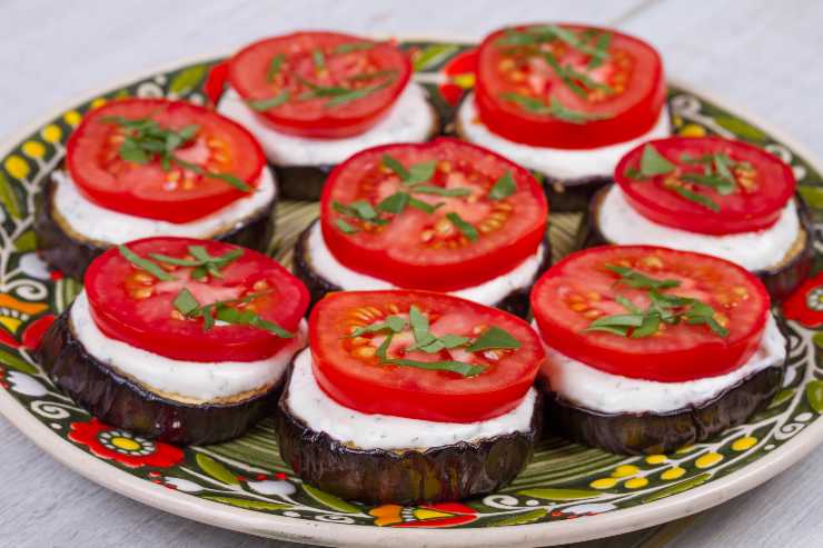 caprese con melanzane