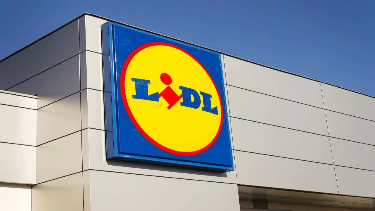 Cliente insoddisfatto spara a zero su Lidl