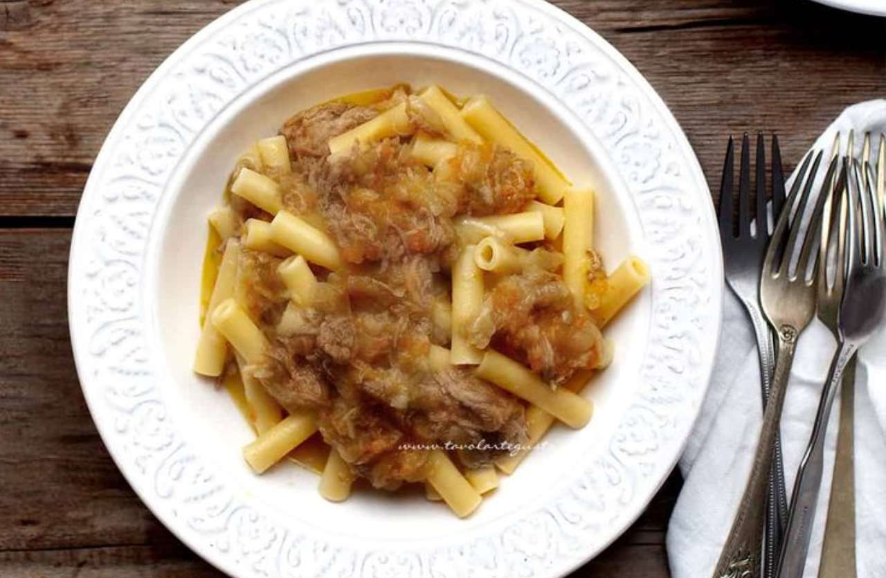 Ricetta pasta alla genovese veloce